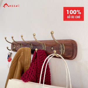 Móc treo quần áo từ gỗ óc chó bo tròn thủ công tinh sảo